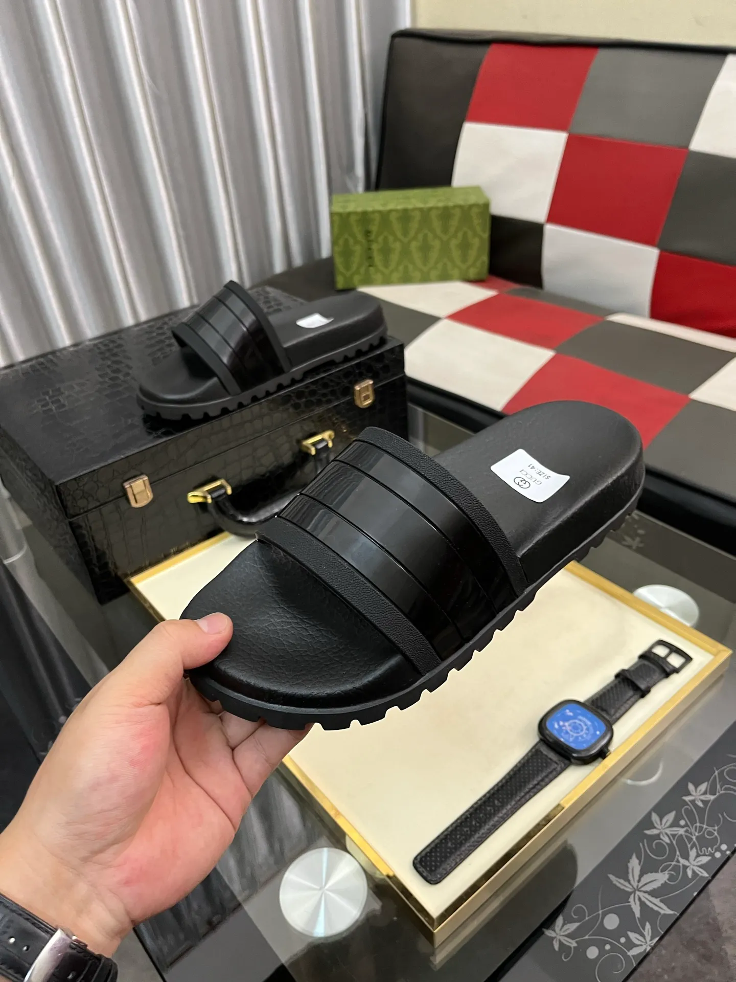 Men's men's shoes💰260⌚️⌚️ＧＵＣＣＩ.Gucci.Official website 1:1 popular slippers hot sale! Original original material 🩴 SIZE: 38-46 (45.46 non-refundable)